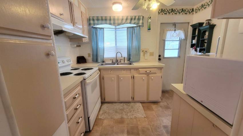 183 Valencia Drive a Winter Haven, FL Mobile or Manufactured Home for Sale